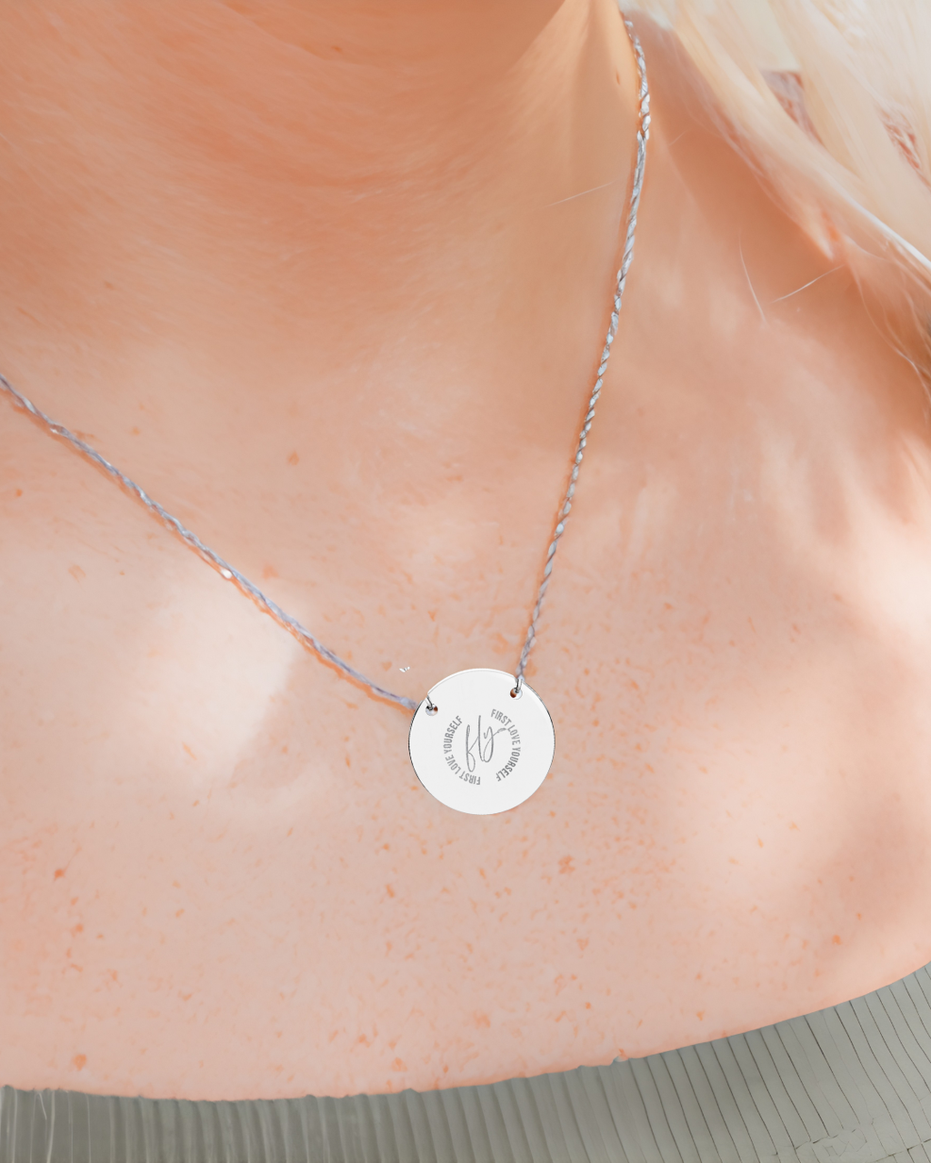 Engraved Circle Necklace "Begin Your Journey" – Inspirational Pendant Necklace